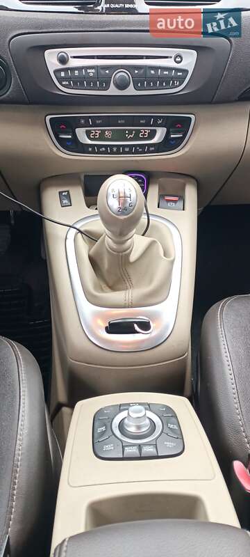 Минивэн Renault Megane Scenic 2011 в Житомире