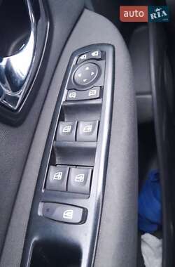 Мінівен Renault Megane Scenic 2016 в 