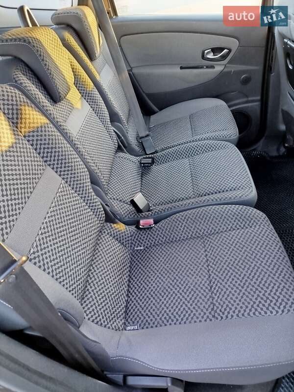 Мінівен Renault Megane Scenic 2011 в Дубні