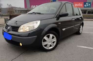 Минивэн Renault Megane Scenic 2005 в 