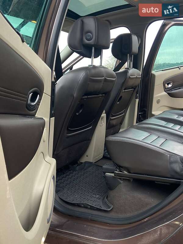 Мінівен Renault Megane Scenic 2010 в Буську