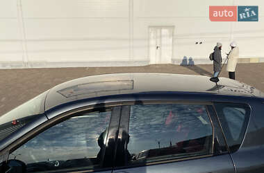 Минивэн Renault Megane Scenic 2010 в 
