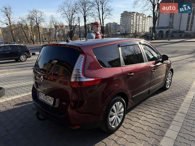 Минивэн Renault Megane Scenic 2013 в Ивано-Франковске фото 81 Минивэн Renault Megane Scenic 2013 в Ивано-Франковске