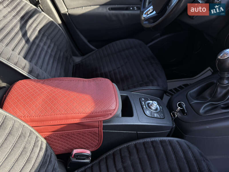 Минивэн Renault Megane Scenic 2013 в Ивано-Франковске фото 52 Минивэн Renault Megane Scenic 2013 в Ивано-Франковске