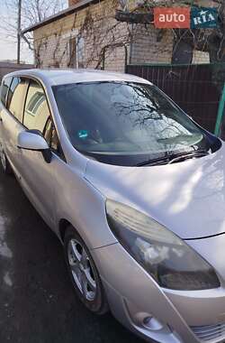 Мінівен Renault Megane Scenic 2009 в Добропіллі