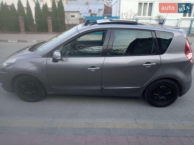 Минивэн Renault Megane Scenic 2011 в Львове