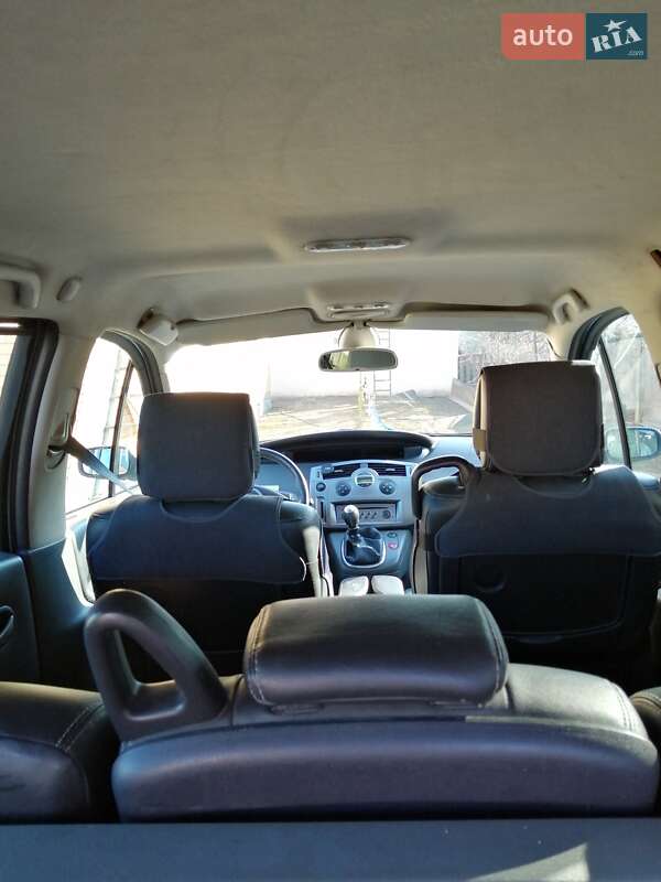 Минивэн Renault Megane Scenic 2008 в Луцке