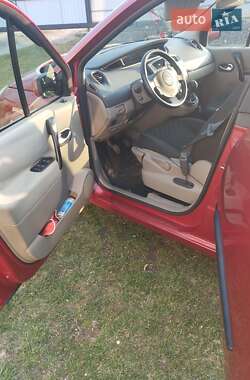 Минивэн Renault Megane Scenic 2006 в 