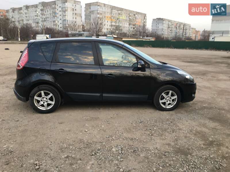 Минивэн Renault Megane Scenic 2010 в Кропивницком фото 6 Минивэн Renault Megane Scenic 2010 в Кропивницком