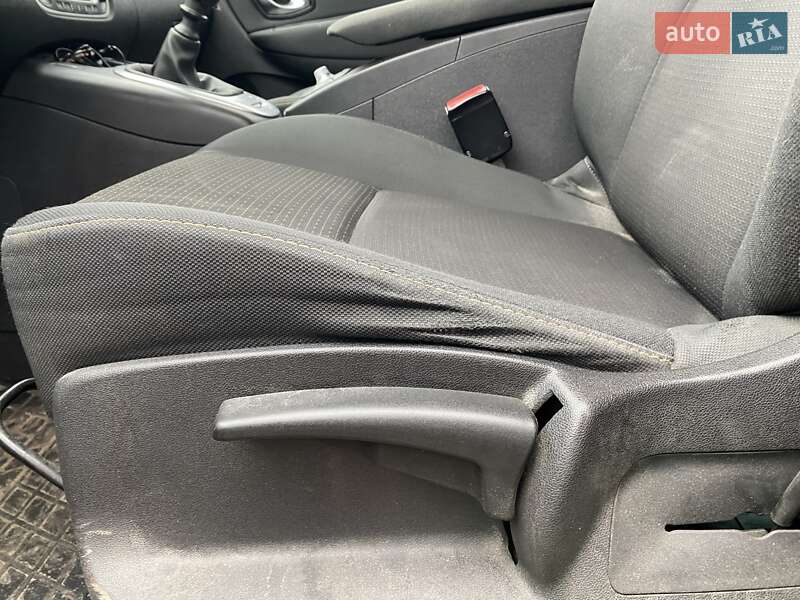 Минивэн Renault Megane Scenic 2010 в Харькове