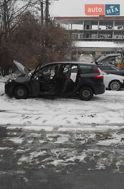 Мінівен Renault Megane Scenic 2010 в 