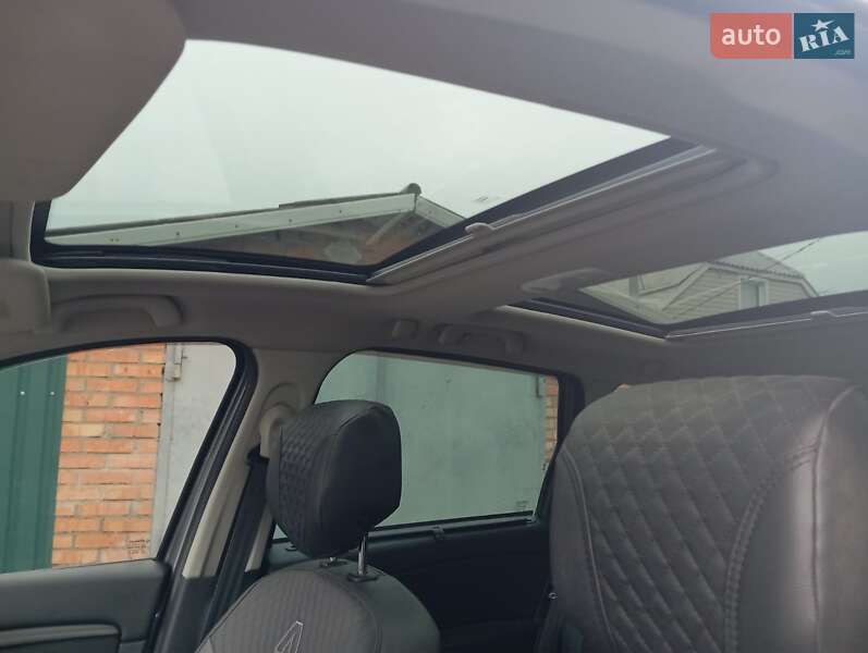 Минивэн Renault Megane Scenic 2010 в Полтаве