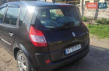 Минивэн Renault Megane Scenic 2004 в 