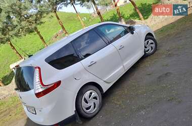 Минивэн Renault Megane Scenic 2012 в 