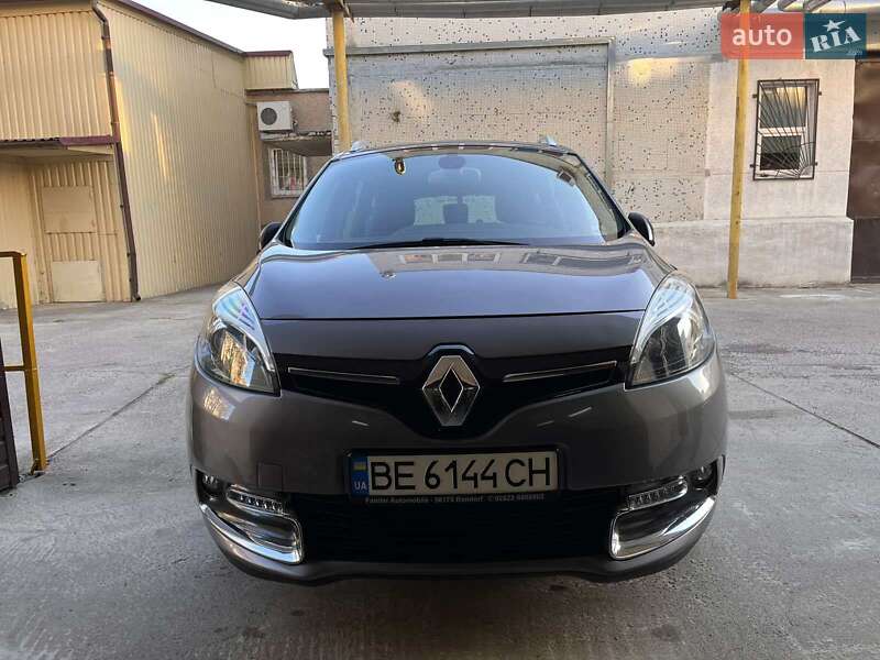 Минивэн Renault Megane Scenic 2014 в Южноукраинске