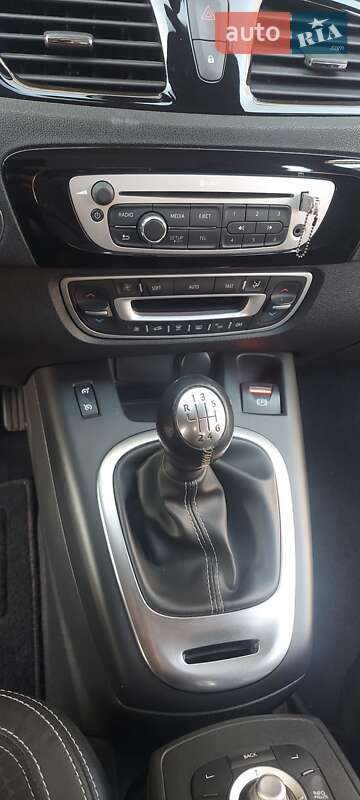 Минивэн Renault Megane Scenic 2014 в Южноукраинске