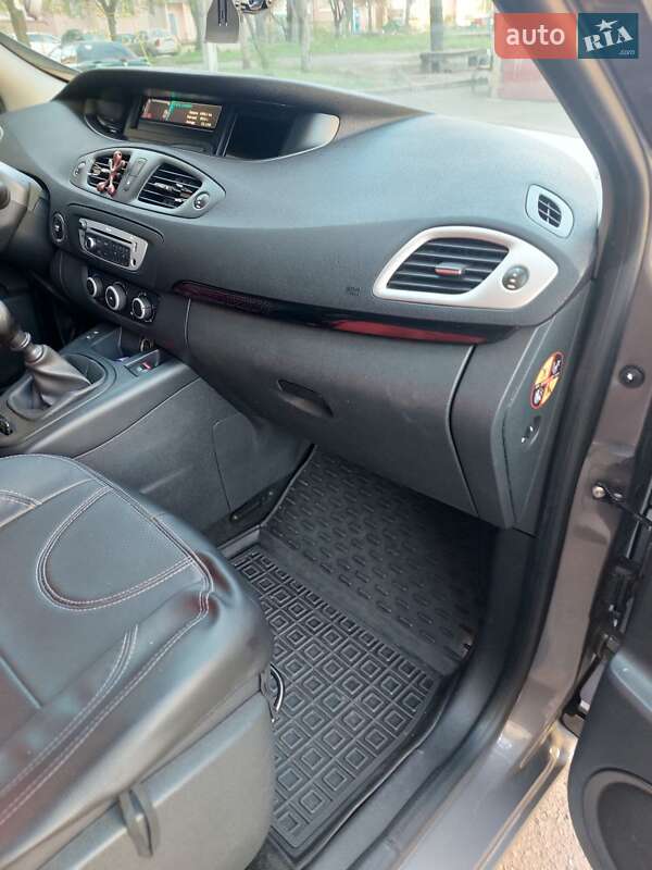 Минивэн Renault Megane Scenic 2012 в Львове