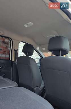 Минивэн Renault Megane Scenic 2012 в 