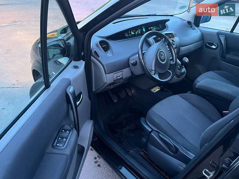 Минивэн Renault Megane Scenic 2007 в Нежине