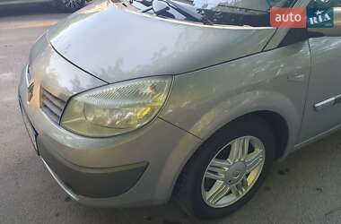 Мінівен Renault Megane Scenic 2004 в 
