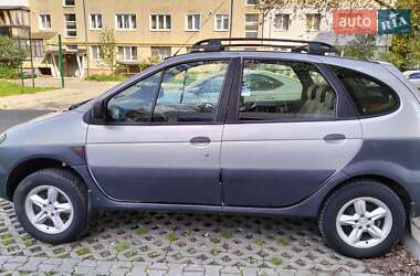 Минивэн Renault Megane Scenic 2000 в 
