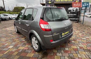Минивэн Renault Megane Scenic 2005 в 