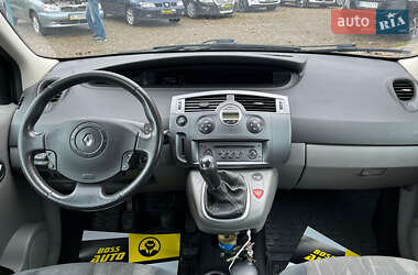 Минивэн Renault Megane Scenic 2005 в 