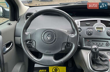Минивэн Renault Megane Scenic 2005 в 
