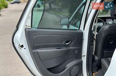 Мінівен Renault Megane Scenic 2012 в 