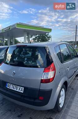 Минивэн Renault Megane Scenic 2005 в 