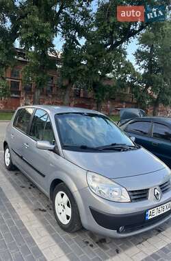 Минивэн Renault Megane Scenic 2005 в 