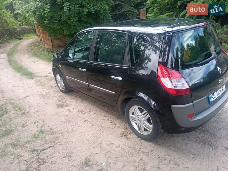 Мінівен Renault Megane Scenic 2003 в Кам'янському