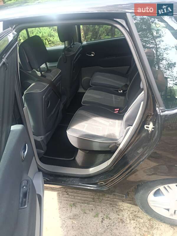 Мінівен Renault Megane Scenic 2003 в Кам'янському