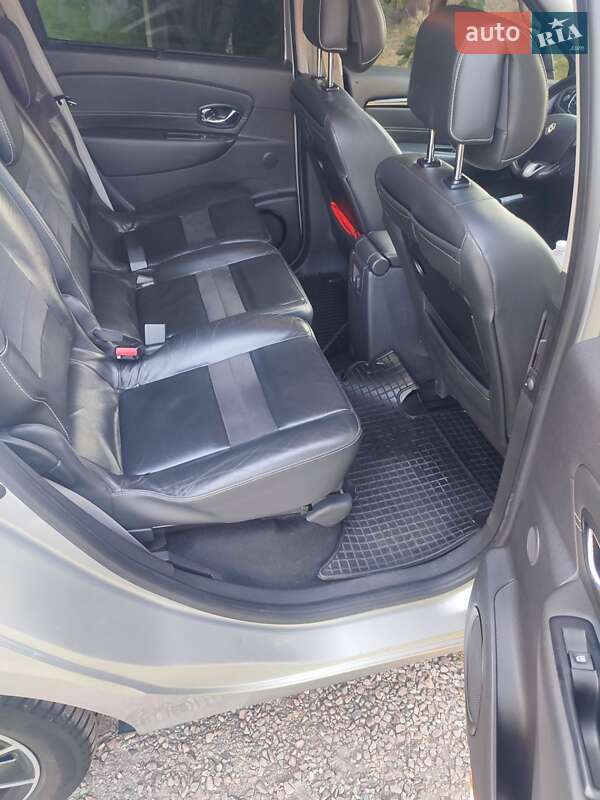 Минивэн Renault Megane Scenic 2012 в Запорожье