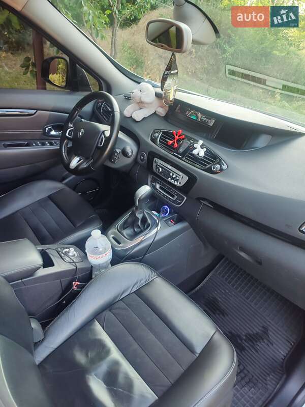 Минивэн Renault Megane Scenic 2012 в Запорожье