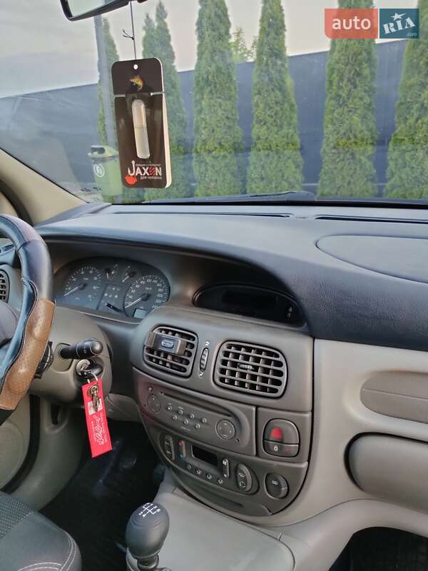 Мінівен Renault Megane Scenic 2000 в Кам'янець-Подільському