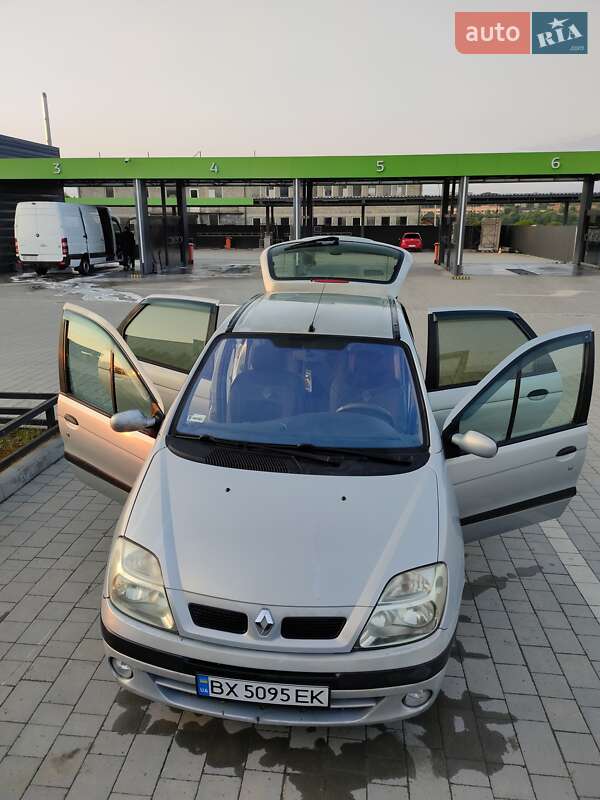 Мінівен Renault Megane Scenic 2000 в Кам'янець-Подільському