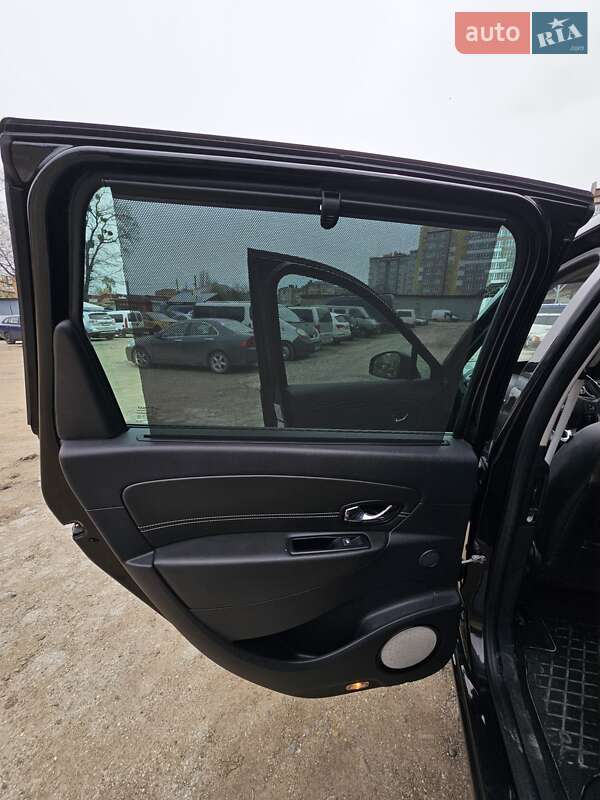 Минивэн Renault Megane Scenic 2015 в Черновцах