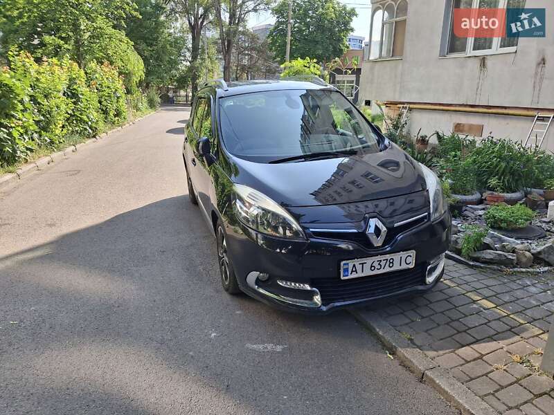 Мінівен Renault Megane Scenic 2016 в Івано-Франківську