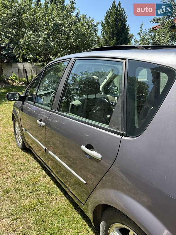 Мінівен Renault Megane Scenic 2003 в Рава-Руській