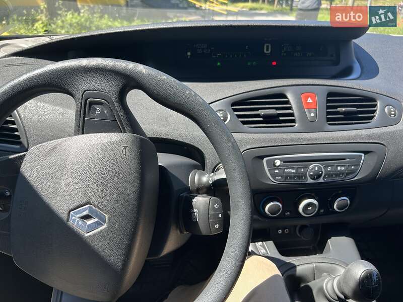 Мінівен Renault Megane Scenic 2010 в Тернополі