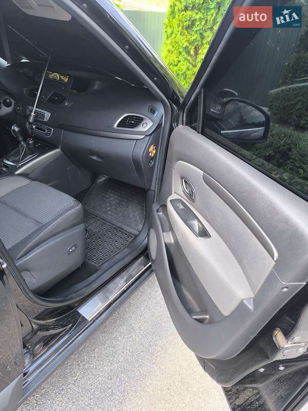 Минивэн Renault Megane Scenic 2013 в Виннице