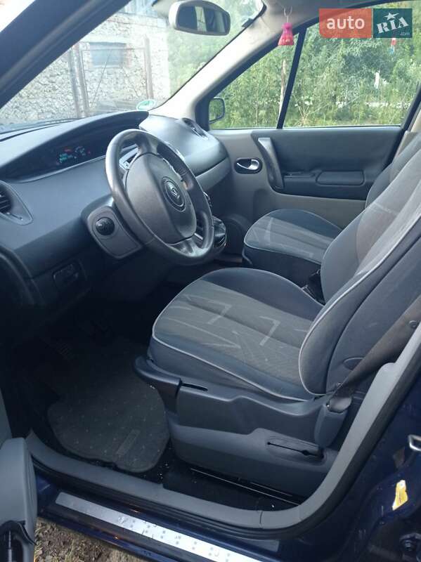 Минивэн Renault Megane Scenic 2003 в Тернополе фото 3 Минивэн Renault Megane Scenic 2003 в Тернополе