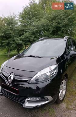 Минивэн Renault Megane Scenic 2015 в 