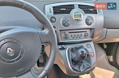 Седан Renault Megane Scenic 2005 в 