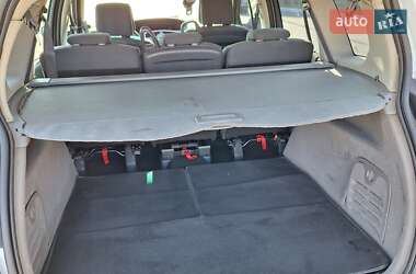 Седан Renault Megane Scenic 2005 в 