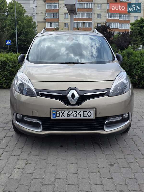 Renault Megane Scenic 2015