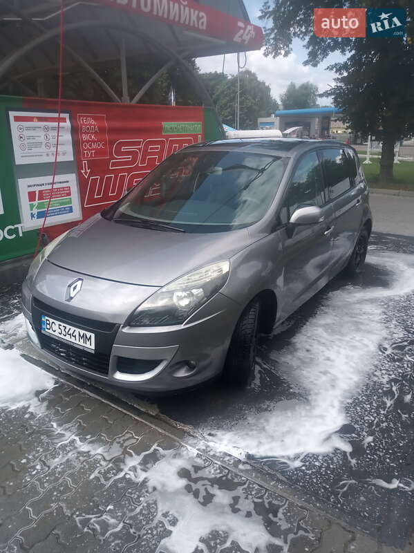 Минивэн Renault Megane Scenic 2011 в Львове