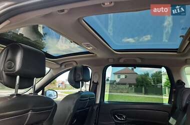 Минивэн Renault Megane Scenic 2012 в 