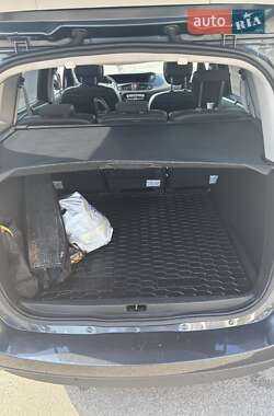 Минивэн Renault Megane Scenic 2011 в 